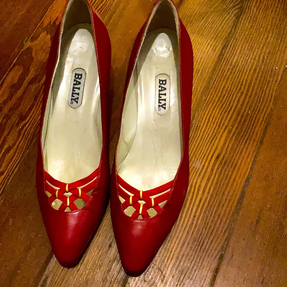 Bally red leather - kitten heels